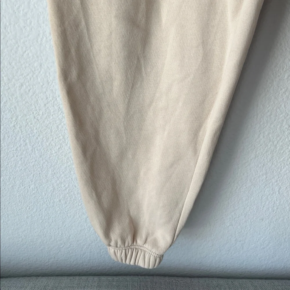 Nike Beige Sweatpants - Kids M - Picture 4 of 8